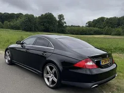 Zwart Gebruikt 2005 Mercedes CLS500 Sedan | € 11.950 (Eerlijke prijs)
