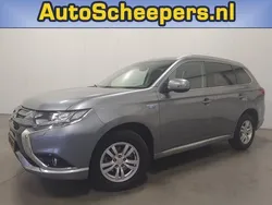 Grijs, metallic lak Gebruikt 2018 Mitsubishi Outlander SUV | € 18.995 (Eerlijke prijs)