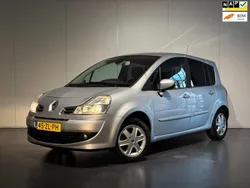 Grijs Gebruikt 2008 Renault Grand Modus Dynamique MPV | € 2.650 (Goede deal)