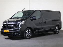 Zwart Gebruikt 2024 Renault Trafic Black Edition MPV | € 32.950