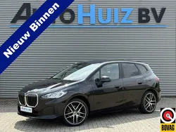 Zwart, metallic lak Gebruikt 2023 BMW 225 Active Tourer MPV | € 36.990 (Duur)