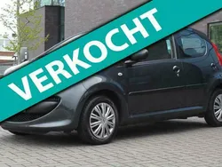 Grijs Gebruikt 2008 Peugeot 107 Hatchback | € 3.999 (Iets duurder)