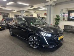 Zwart Gebruikt 2021 Peugeot 208 GT-line Hatchback | € 13.995 (Eerlijke prijs)