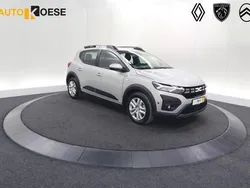 Grijs Gebruikt 2024 Dacia Sandero Expression Hatchback | € 20.400 (Eerlijke prijs)