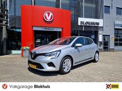 Grijs Gebruikt 2020 Renault Clio V Zen Hatchback | € 13.090 (Iets duurder)