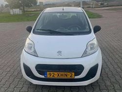 Wit Gebruikt 2012 Peugeot 107 Access Hatchback | € 1.000 (Duur)