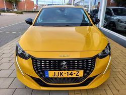 Geel Gebruikt 2022 Peugeot 208 Allure Hatchback | € 16.950 (Goede deal)