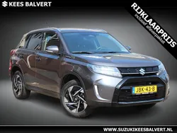 Grijs Gebruikt 2024 Suzuki Vitara Style SUV | € 27.950 (Eerlijke prijs)