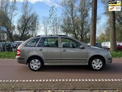 Beige Gebruikt 2007 Skoda Fabia Stationwagen | € 1.349 (Eerlijke prijs)