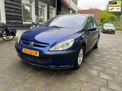 Blauw Gebruikt 2003 Peugeot 307 Hatchback | € 1.500 (Eerlijke prijs)