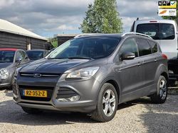Grijs Gebruikt 2014 Ford Kuga Titanium SUV | € 9.949 (Eerlijke prijs)