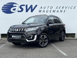 Zwart Gebruikt 2022 Suzuki Vitara Style SUV | € 25.950 (Eerlijke prijs)