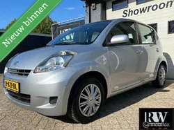 Grijs Gebruikt 2009 Daihatsu Sirion Hatchback | € 2.695 (Goede deal)