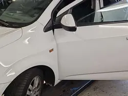 Wit Gebruikt 2012 Chevrolet Aveo LT Hatchback | € 1.500 (Iets duurder)