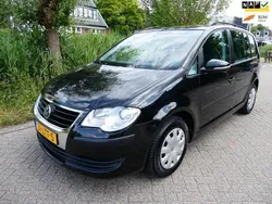 Zwart Gebruikt 2011 VW Touran Trendline MPV | € 5.495 (Goede deal)
