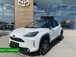 Wit, metallic lak Gebruikt 2024 Toyota Yaris Cross Sport SUV | € 33.950