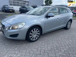 Grijs Gebruikt 2012 Volvo V60 Momentum Stationwagen | € 4.900 (Eerlijke prijs)