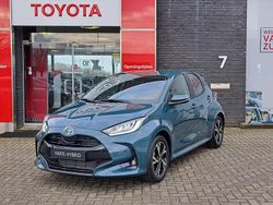 Groen Nieuw 2025 Toyota Yaris Hybrid Comfort Hatchback | € 33.779 (Duur)
