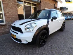 Wit, metallic lak Gebruikt 2011 Mini Cooper S Countryman Chili SUV | € 9.950 (Eerlijke prijs)