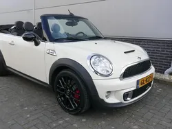 Beige Gebruikt 2011 Mini John Cooper Works Cabriolet Cabriolet | € 11.750 (Goede deal)