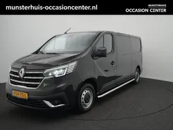 Zwart metallic Gebruikt 2022 Renault Trafic Luxe Van | € 15.950 (Eerlijke prijs)