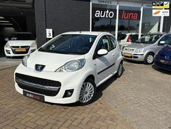 Wit Gebruikt 2010 Peugeot 107 Hatchback | € 2.999 (Iets duurder)