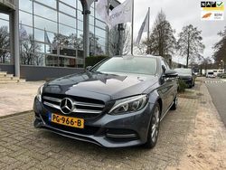 Grijs, metallic lak Gebruikt 2015 Mercedes C200 Edition 1 Sedan | € 13.900 (Eerlijke prijs)