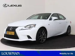 Wit Gebruikt 2015 Lexus IS300 Sport Line Sedan | € 23.950 (Eerlijke prijs)