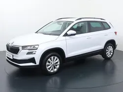 Wit Gebruikt 2023 Skoda Karoq Business Line SUV | € 30.840 (Goede deal)