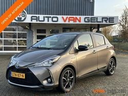 Grijs Gebruikt 2017 Toyota Yaris Hatchback | € 13.950 (Eerlijke prijs)