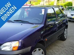 Blauw Gebruikt 2001 Ford Fiesta Collection Hatchback | € 1.499