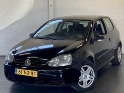 Zwart Gebruikt 2004 VW Golf IV Trendline Hatchback | € 2.350 (Eerlijke prijs)
