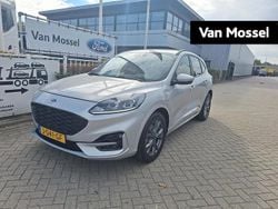 Grijs Gebruikt 2020 Ford Kuga ST-Line SUV | € 23.995 (Eerlijke prijs)
