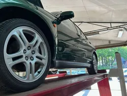 Groen, metallic lak Gebruikt 2002 Subaru Impreza Sedan | € 39.990