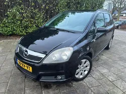 Zwart Gebruikt 2007 Opel Zafira MPV | € 1.650 (Goede deal)