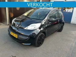 Zwart Gebruikt 2007 Peugeot 107 Hatchback | € 1.399 (Eerlijke prijs)