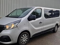 Grijs Gebruikt 2017 Renault Trafic Authentique MPV | € 11.060