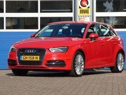 Rood Gebruikt 2015 Audi A3 Sportback Ambition Hatchback | € 12.950 (Goede deal)