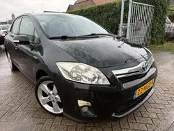 Zwart Gebruikt 2010 Toyota Auris Hybrid Executive Hatchback | € 4.950 (Duur)