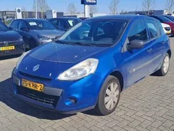 Blauw Gebruikt 2010 Renault Clio II Hatchback | € 2.999 (Eerlijke prijs)