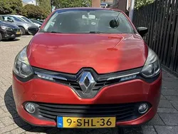 Rood Gebruikt 2013 Renault Clio IV Dynamique Hatchback | € 3.000 (Goede deal)