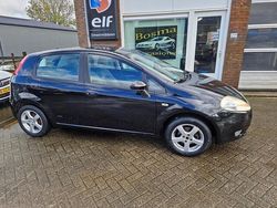 Zwart Gebruikt 2006 Fiat Grande Punto Hatchback | € 1.244 (Eerlijke prijs)