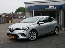 Grijs Gebruikt 2021 Renault Clio V Hatchback | € 18.500 (Eerlijke prijs)