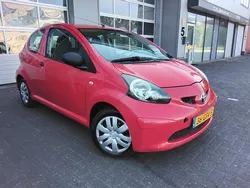 Rood Gebruikt 2008 Toyota Aygo Hatchback | € 1.750 (Goede deal)