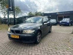 Zwart Gebruikt 2006 BMW 116 Hatchback | € 999 (Goede deal)