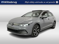 Grijs Gebruikt 2022 VW Golf VIII Style Hatchback | € 27.950 (Eerlijke prijs)