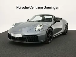 Vanadium grijs metallic Gebruikt 2024 Porsche 992 Cabriolet | € 269.900