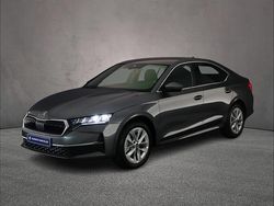 Grijs Nieuw 2025 Skoda Octavia Business Line Hatchback | € 40.498 (Eerlijke prijs)