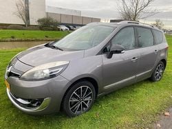 Grijs Gebruikt 2014 Renault Grand Scénic III Bose Edition MPV | € 2.950 (Super prijs)
