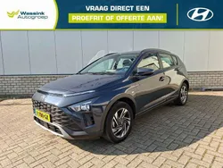Grijs, metallic lak Gebruikt 2024 Hyundai Bayon Comfort SUV | € 20.390 (Eerlijke prijs)